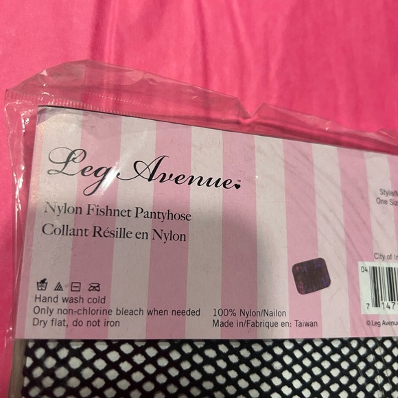 Leg Avenue classic original fishnet pantyhose black - Picture 2 of 3